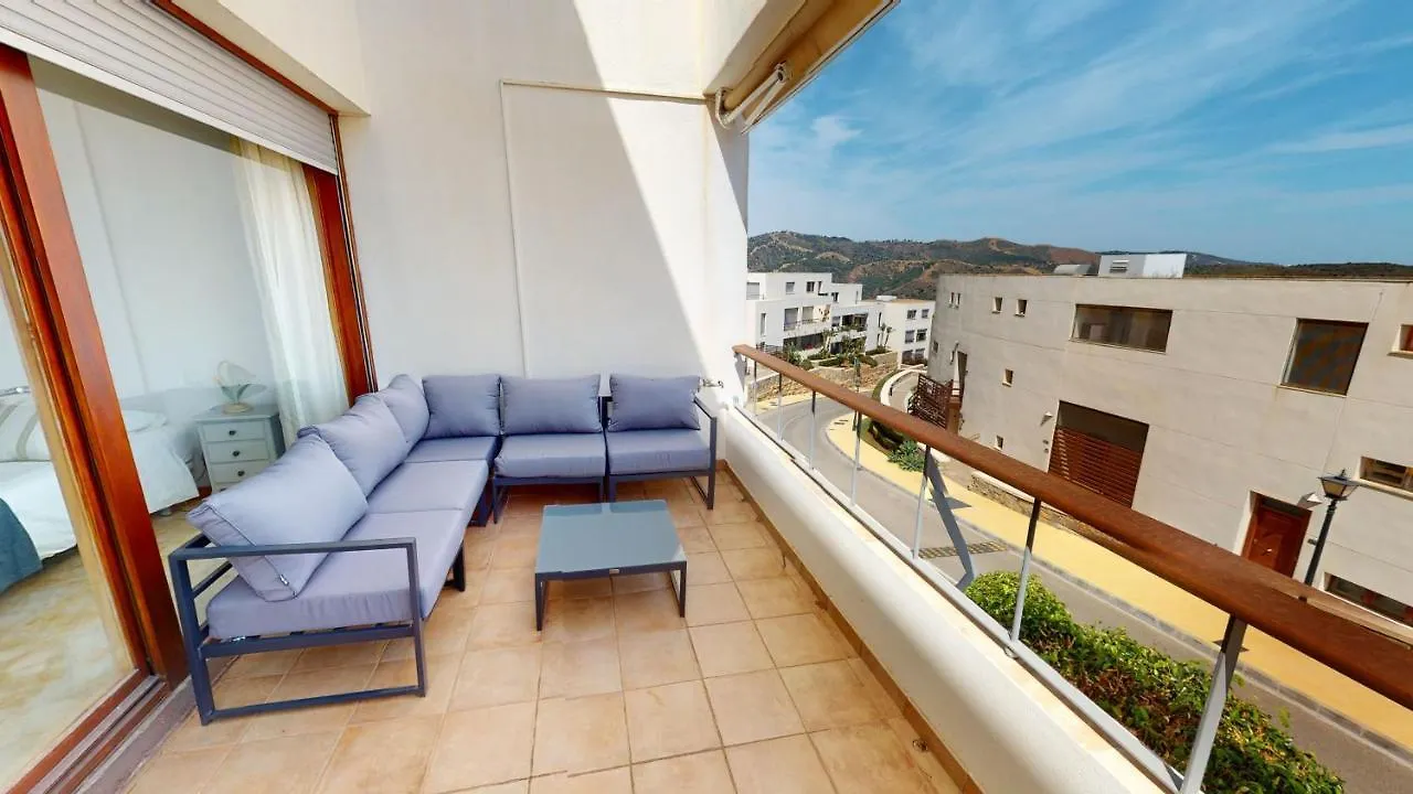 Lomas De Los Monteros II - 3 Bed Apartment マルベーリャ 0*,  スペイン
