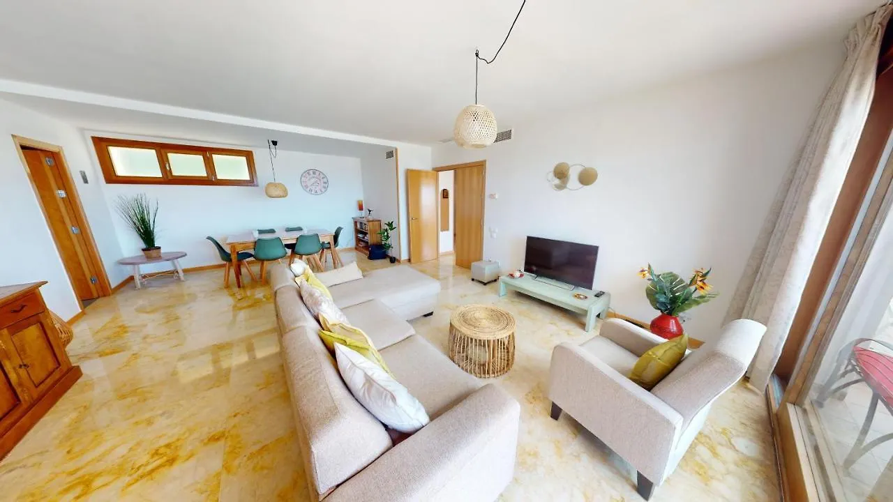 Lomas De Los Monteros II - 3 Bed Apartment マルベーリャ